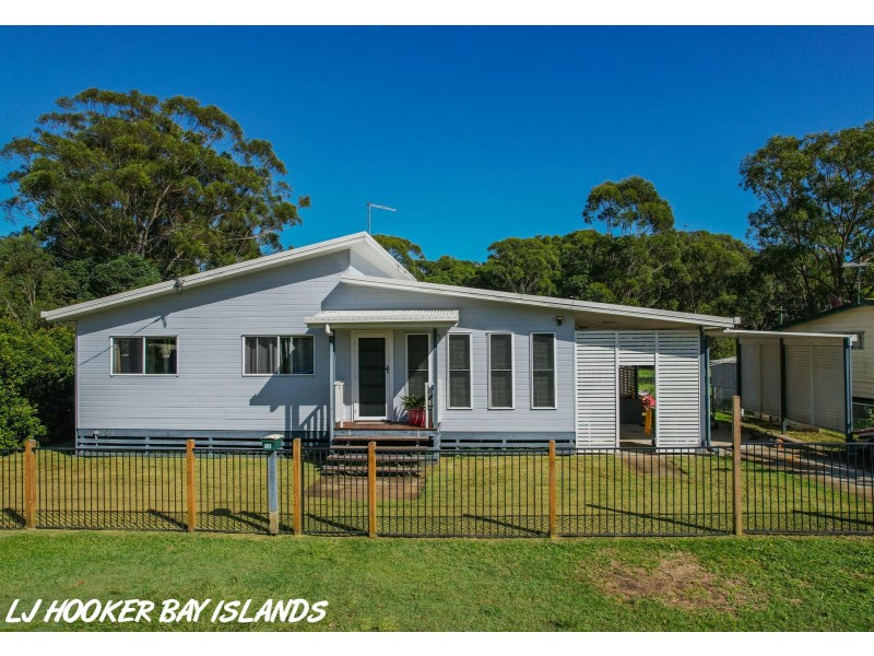 22 Wakehill Road, Russell Island QLD 4184