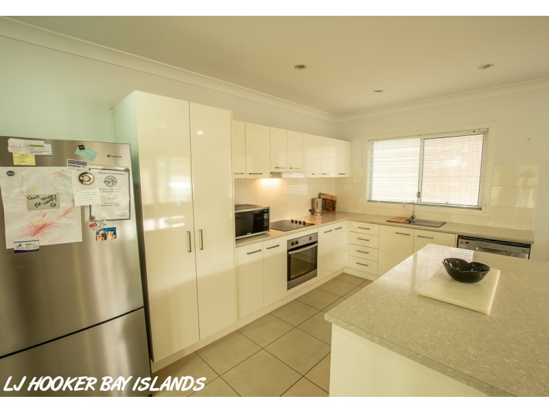 22 Wakehill Road, Russell Island QLD 4184
