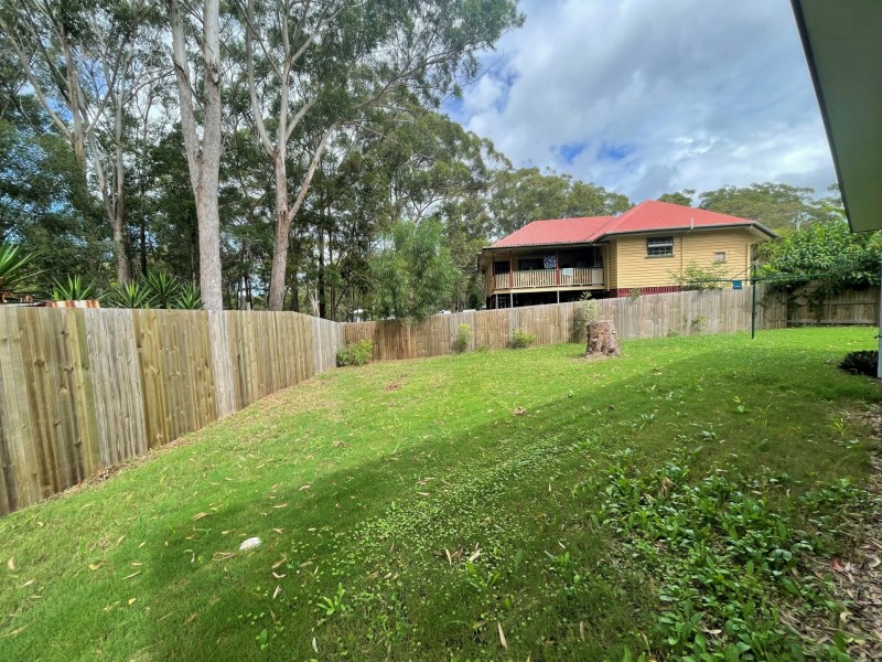 20 Rossi Avenue, Russell Island QLD 4184