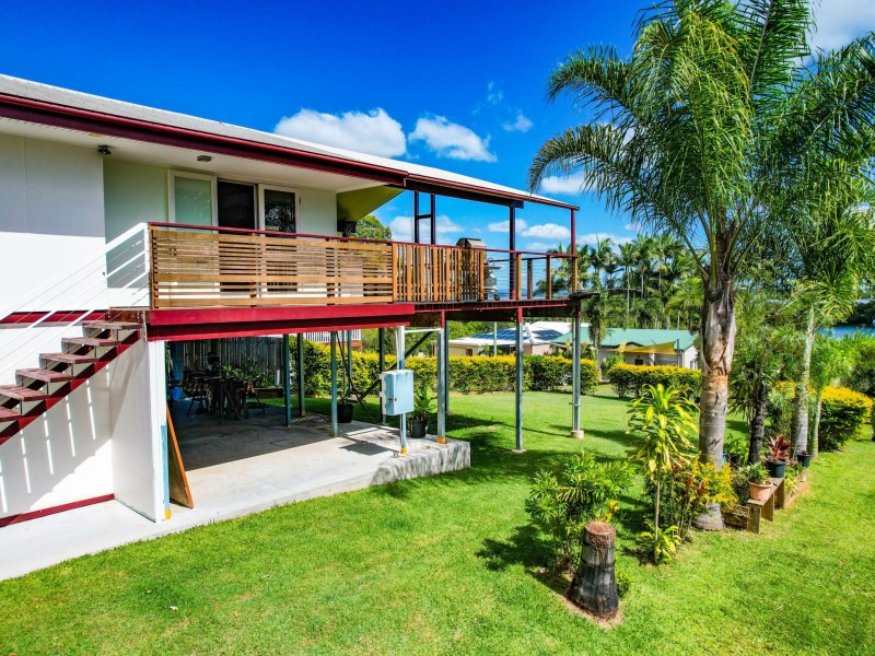 117 Palm Beach Road, Russell Island QLD 4184