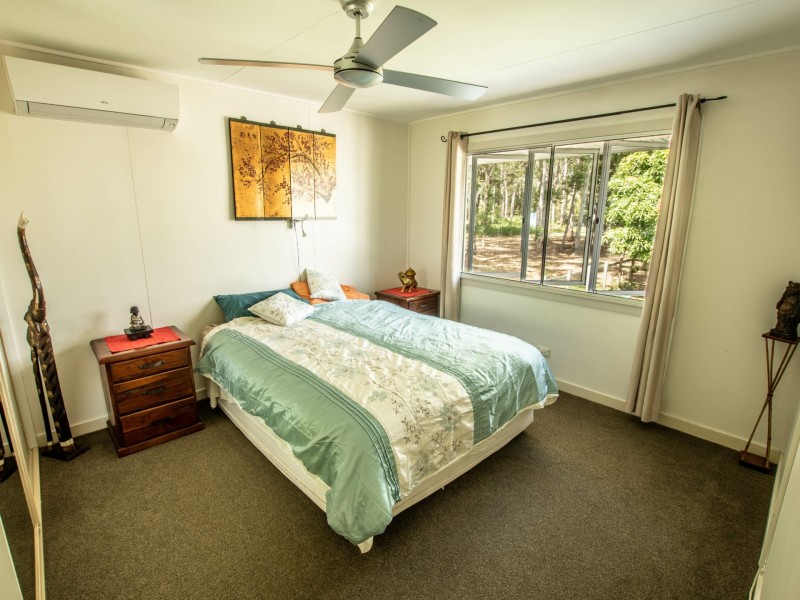 117 Palm Beach Road, Russell Island QLD 4184