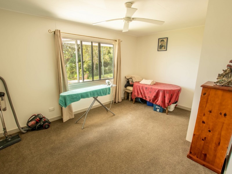 117 Palm Beach Road, Russell Island QLD 4184