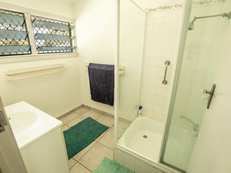 117 Palm Beach Road, Russell Island QLD 4184