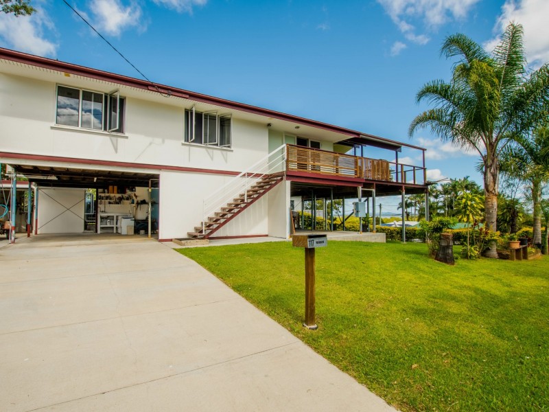 117 Palm Beach Road, Russell Island QLD 4184