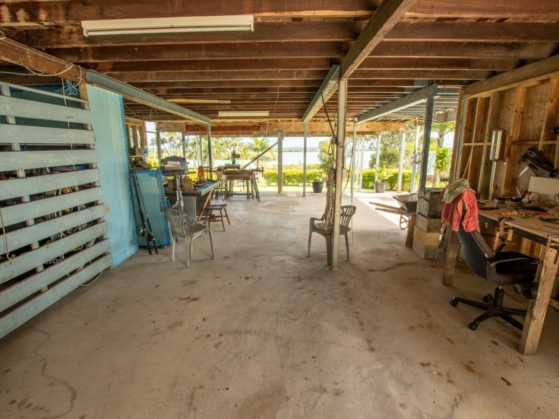 117 Palm Beach Road, Russell Island QLD 4184