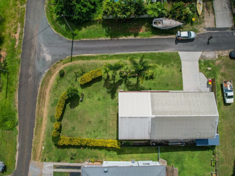 117 Palm Beach Road, Russell Island QLD 4184