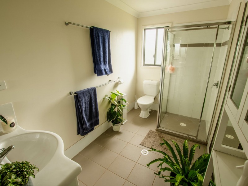 5 Taylor Street, Russell Island QLD 4184