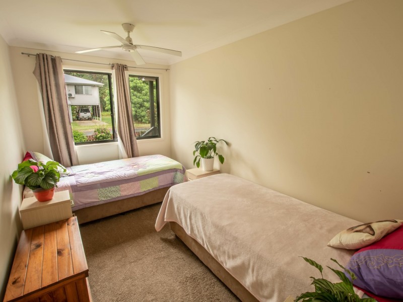 5 Taylor Street, Russell Island QLD 4184