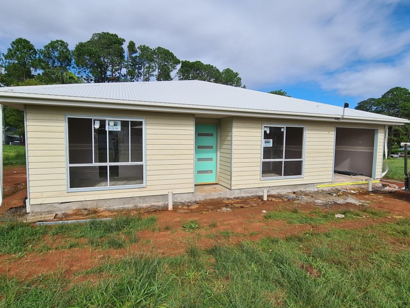 16 Banksia Street, Russell Island QLD 4184