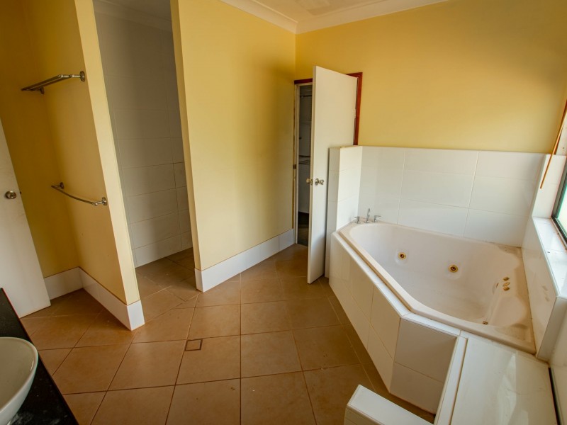 12 Harvey Street, Russell Island QLD 4184