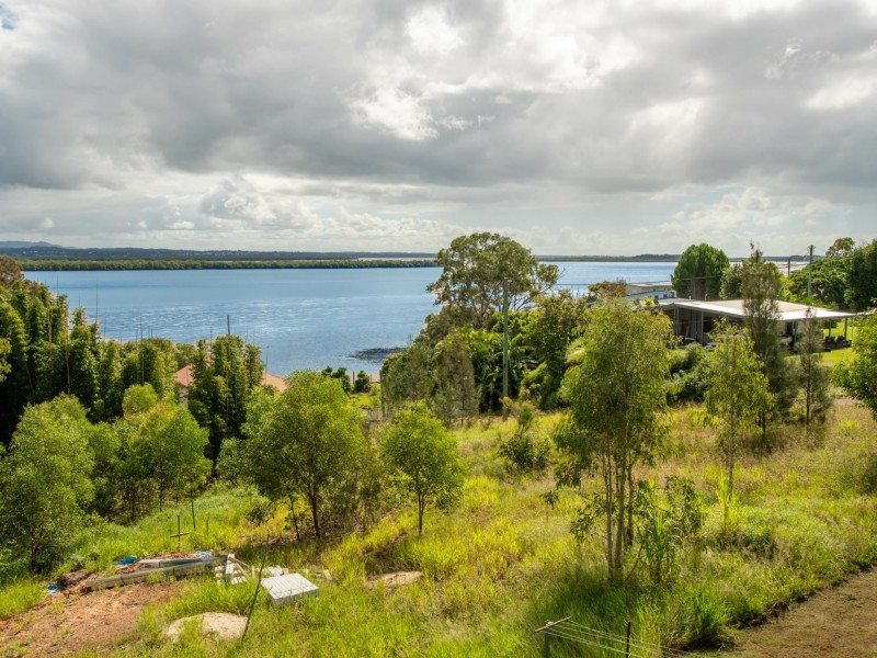 119 Channel Street, Russell Island QLD 4184