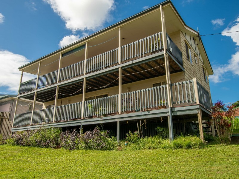 119 Channel Street, Russell Island QLD 4184