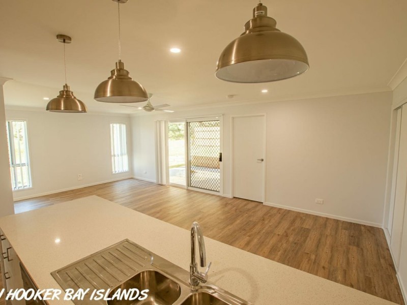 52 Laurel Street, Russell Island QLD 4184