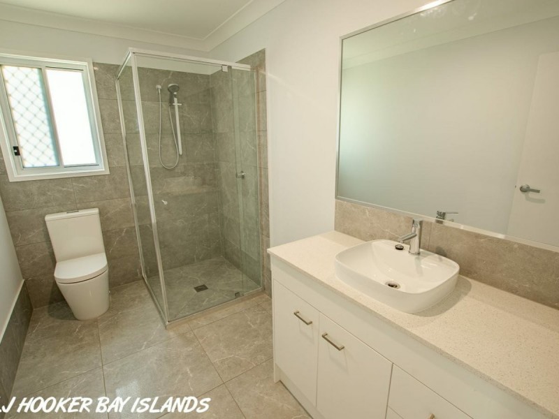52 Laurel Street, Russell Island QLD 4184