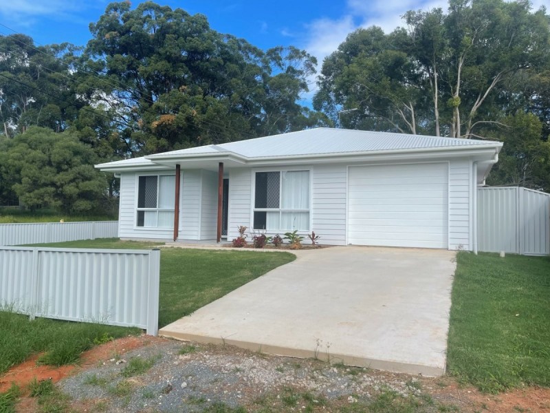 52 Laurel Street, Russell Island QLD 4184