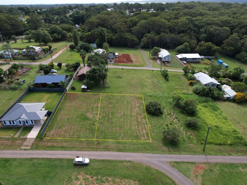 13 NORFOLK, Russell Island QLD 4184