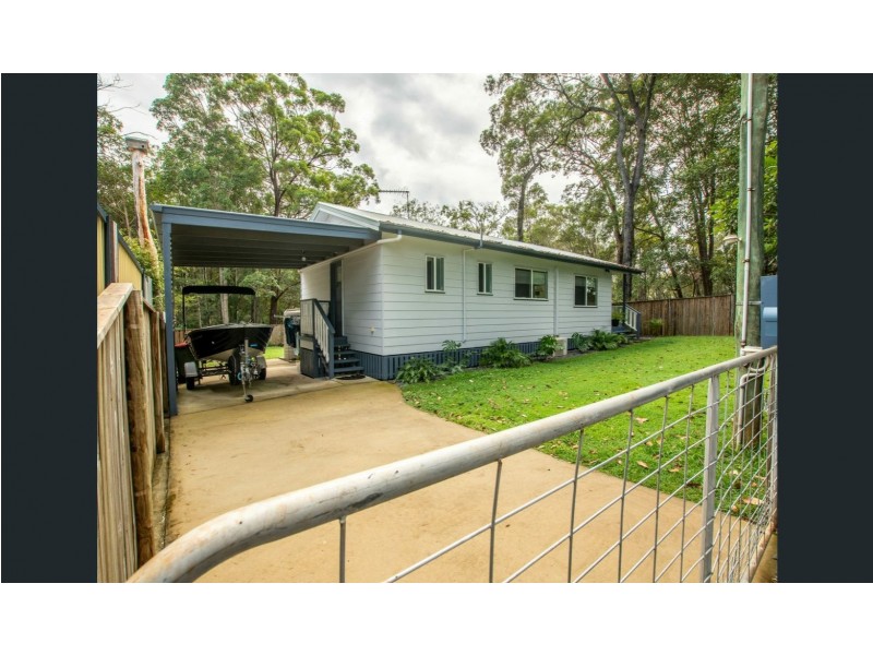 61 Kennedy Avenue, Russell Island QLD 4184