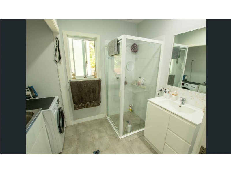 61 Kennedy Avenue, Russell Island QLD 4184