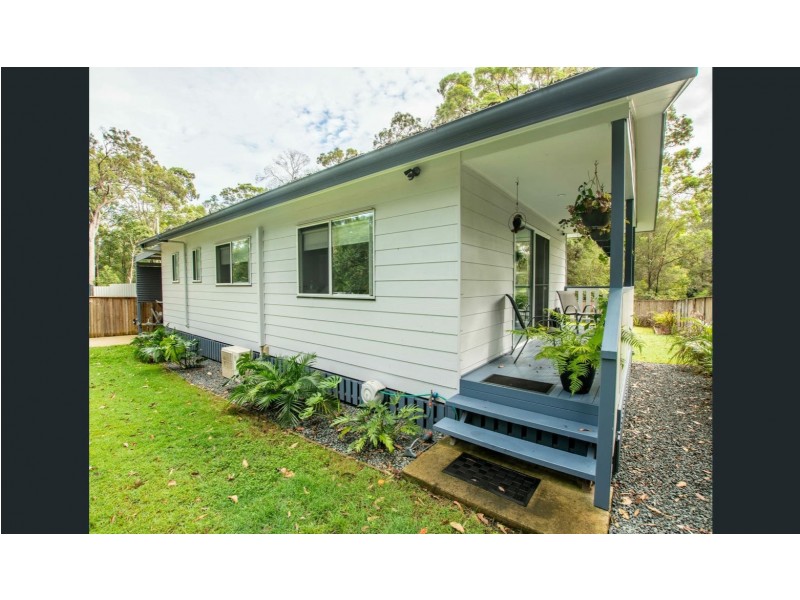 61 Kennedy Avenue, Russell Island QLD 4184