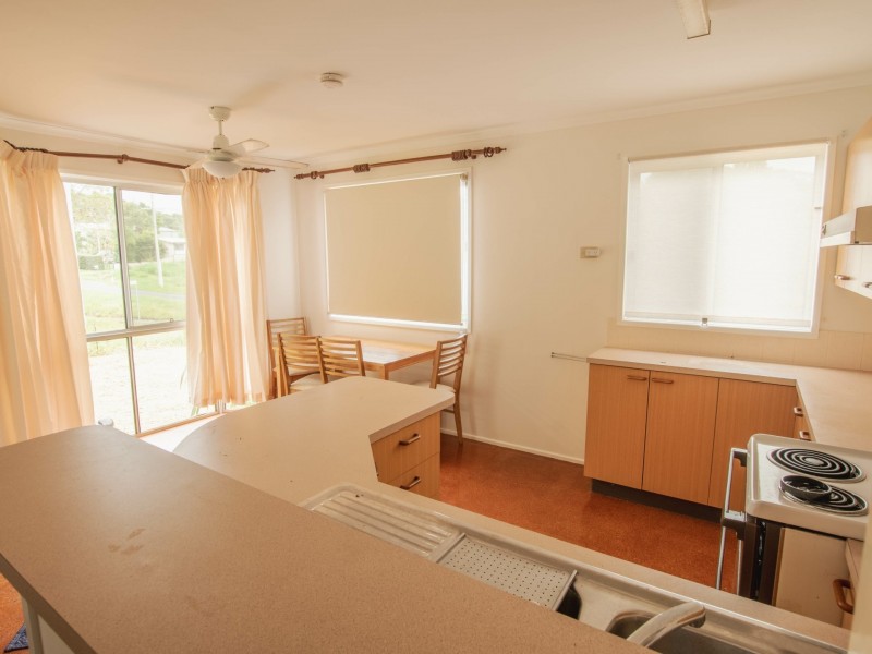 13 Anne Street, Russell Island QLD 4184