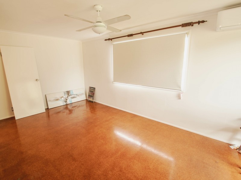 13 Anne Street, Russell Island QLD 4184