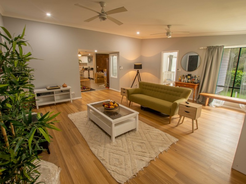 24 Yacht Street, Russell Island QLD 4184