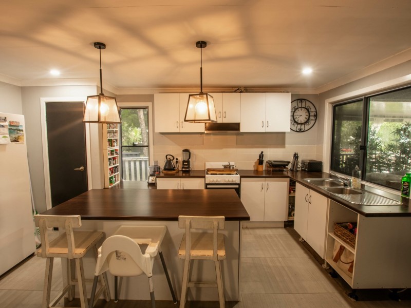 24 Yacht Street, Russell Island QLD 4184