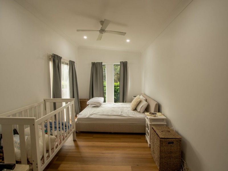 24 Yacht Street, Russell Island QLD 4184