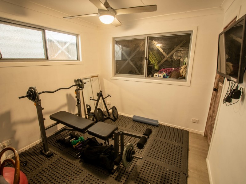 24 Yacht Street, Russell Island QLD 4184