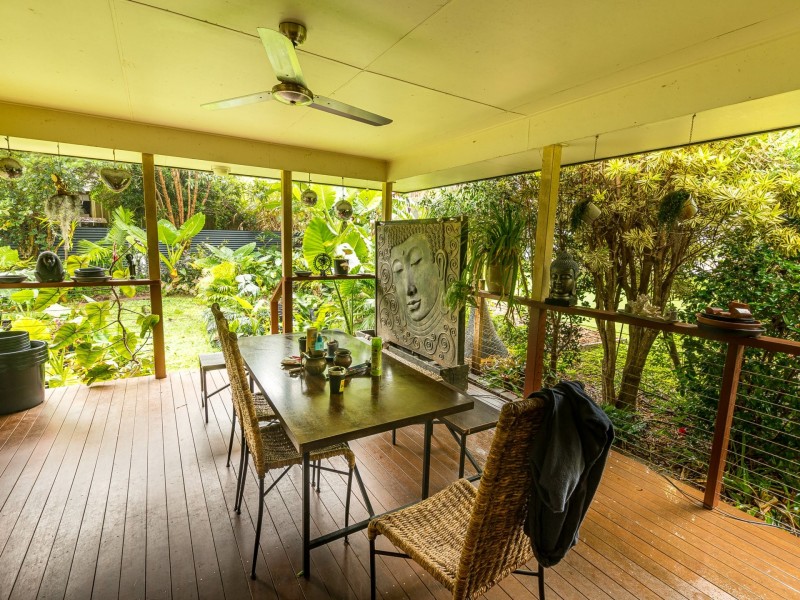 15 Borrows Street, Russell Island QLD 4184