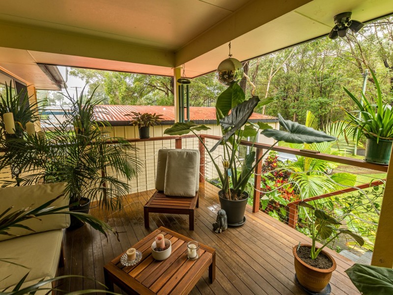 15 Borrows Street, Russell Island QLD 4184