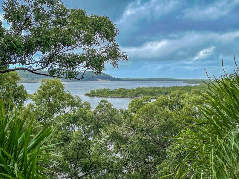 96 Crescent Drive, Russell Island QLD 4184