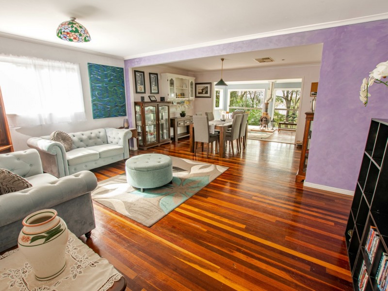 96 Crescent Drive, Russell Island QLD 4184