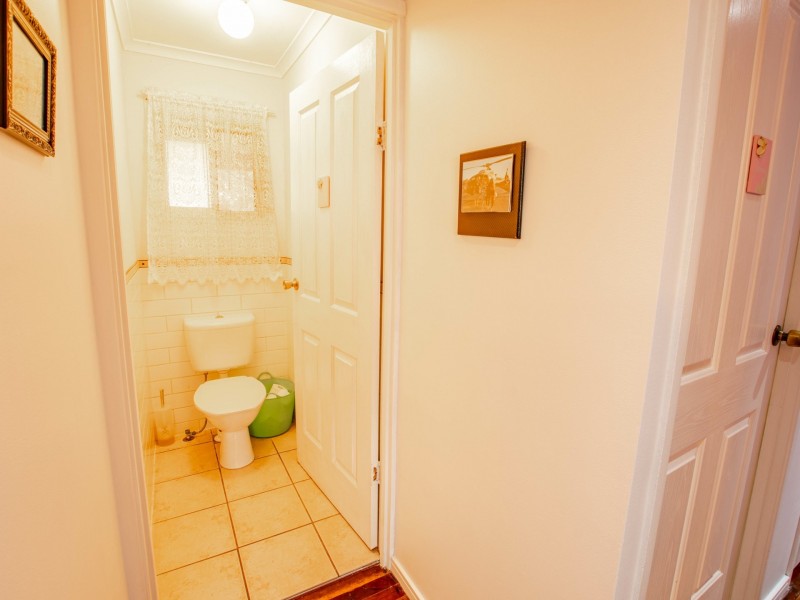 96 Crescent Drive, Russell Island QLD 4184