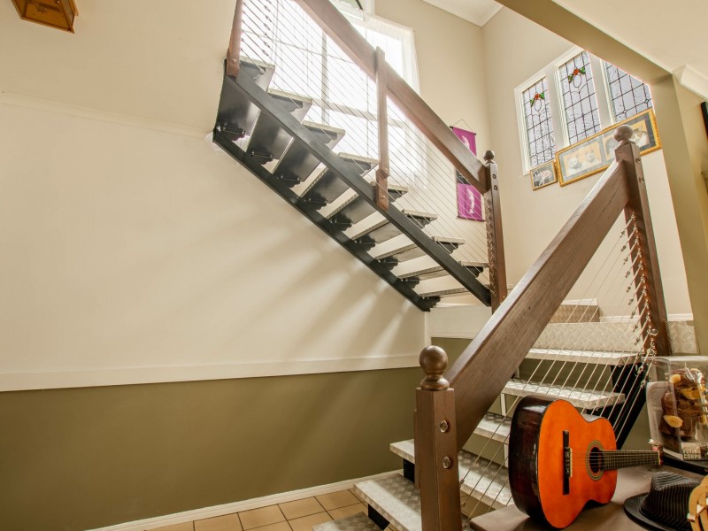 96 Crescent Drive, Russell Island QLD 4184