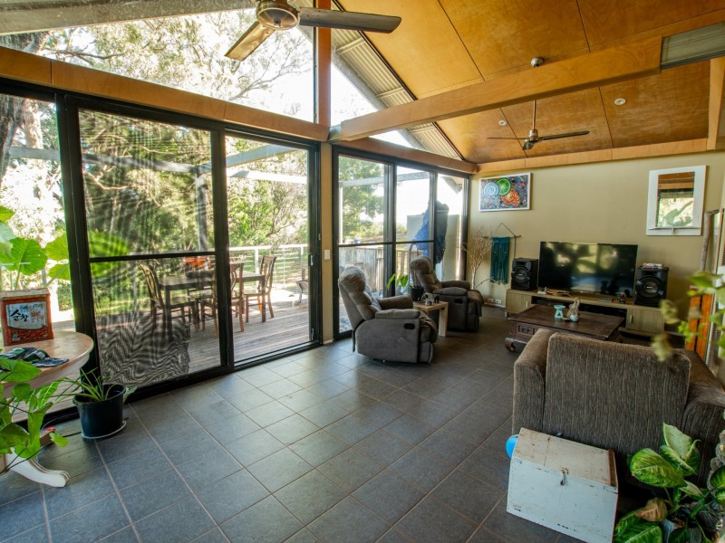 14 Thompson Esp, Russell Island QLD 4184