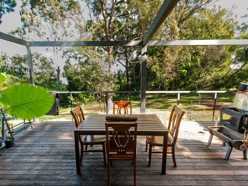 14 Thompson Esp, Russell Island QLD 4184