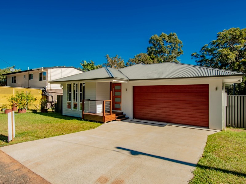 50 Tenanne Street, Russell Island QLD 4184