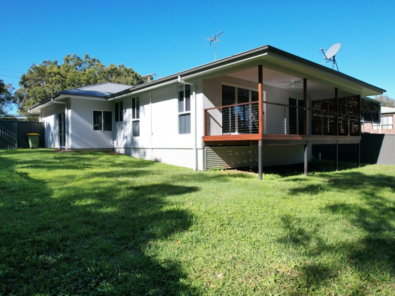 50 Tenanne Street, Russell Island QLD 4184