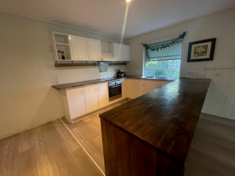 8 Catamaran Street, Russell Island QLD 4184