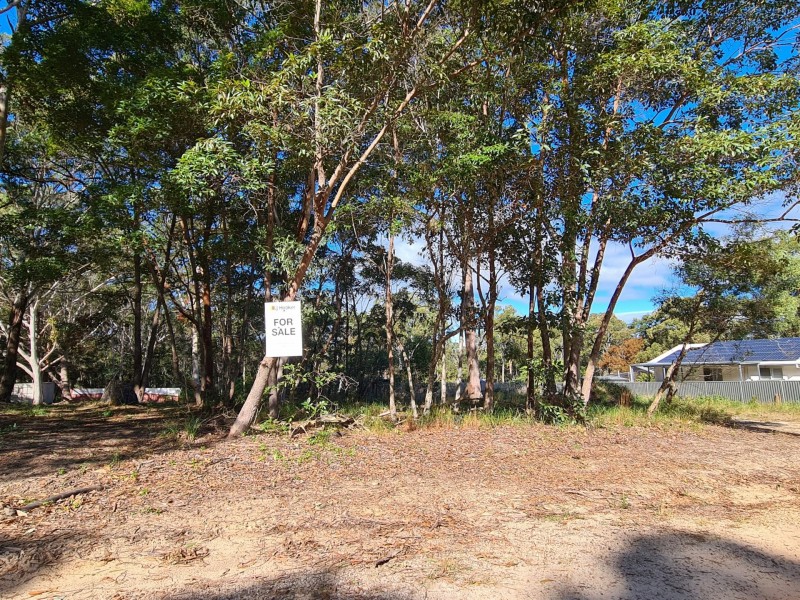 38 Villa Wood Road, Russell Island QLD 4184
