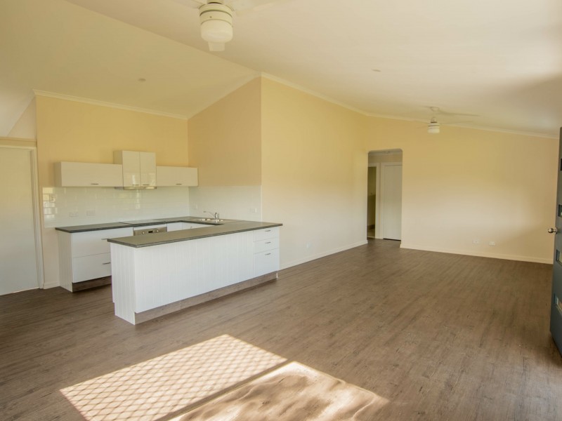 5 Tierney Tce, Russell Island QLD 4184