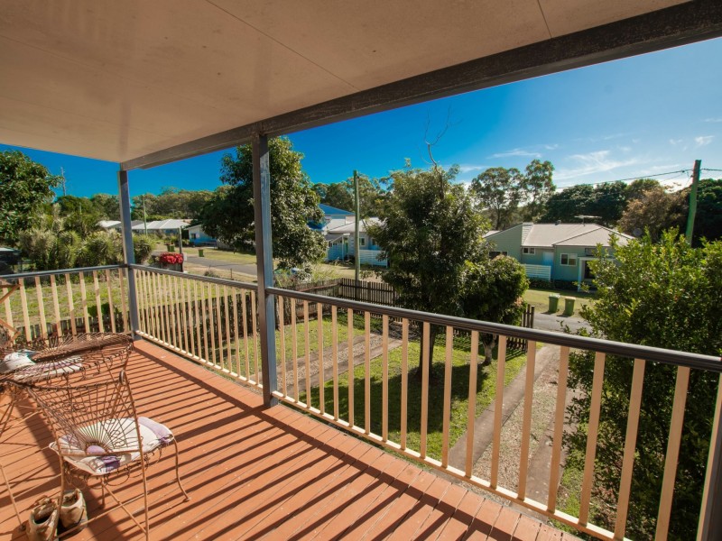 60 LAUREL STREET, Russell Island QLD 4184