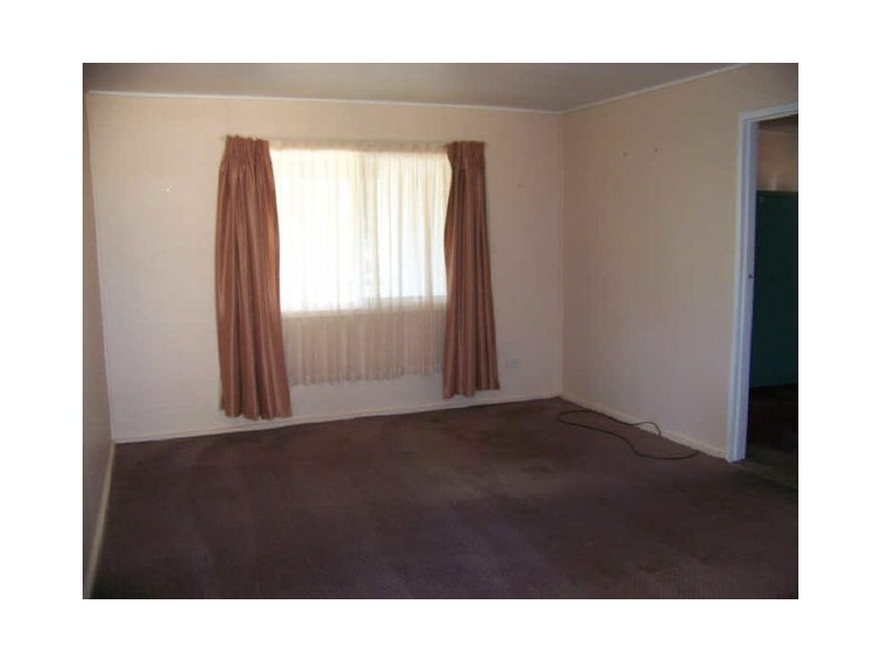 4 Sundown Road, Russell Island QLD 4184