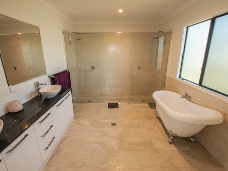 20 MARK ROAD, Russell Island QLD 4184