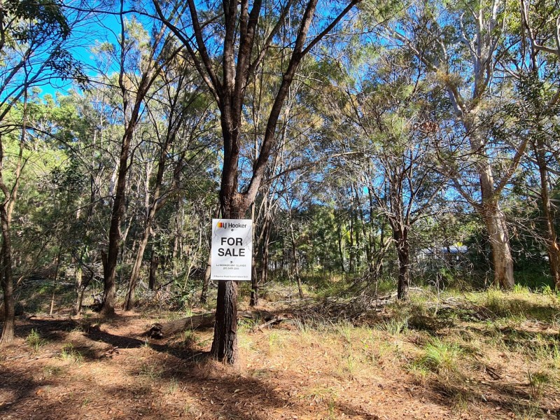 72 Hacking Ridge Road, Russell Island QLD 4184