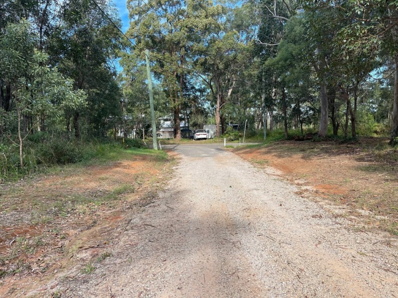 18 Trevanna Ave, Russell Island QLD 4184