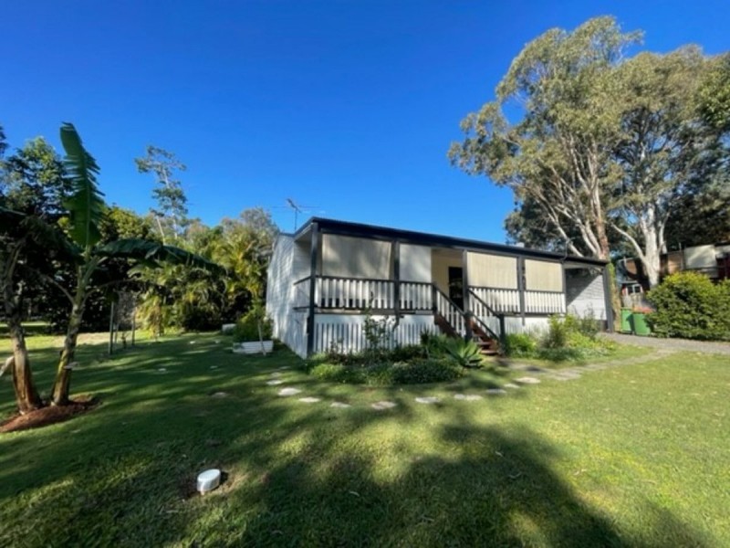31 Jasper Street, Russell Island QLD 4184