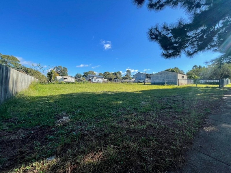 121 high street, Russell Island QLD 4184