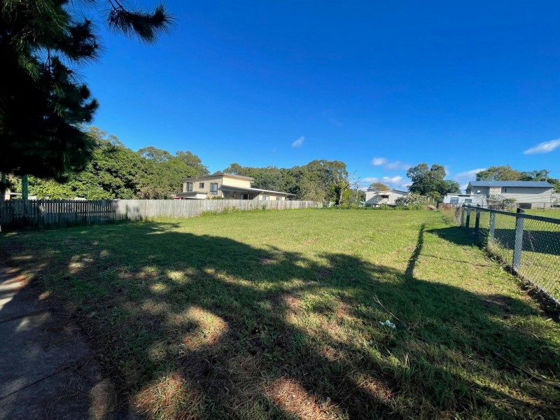 121 high street, Russell Island QLD 4184